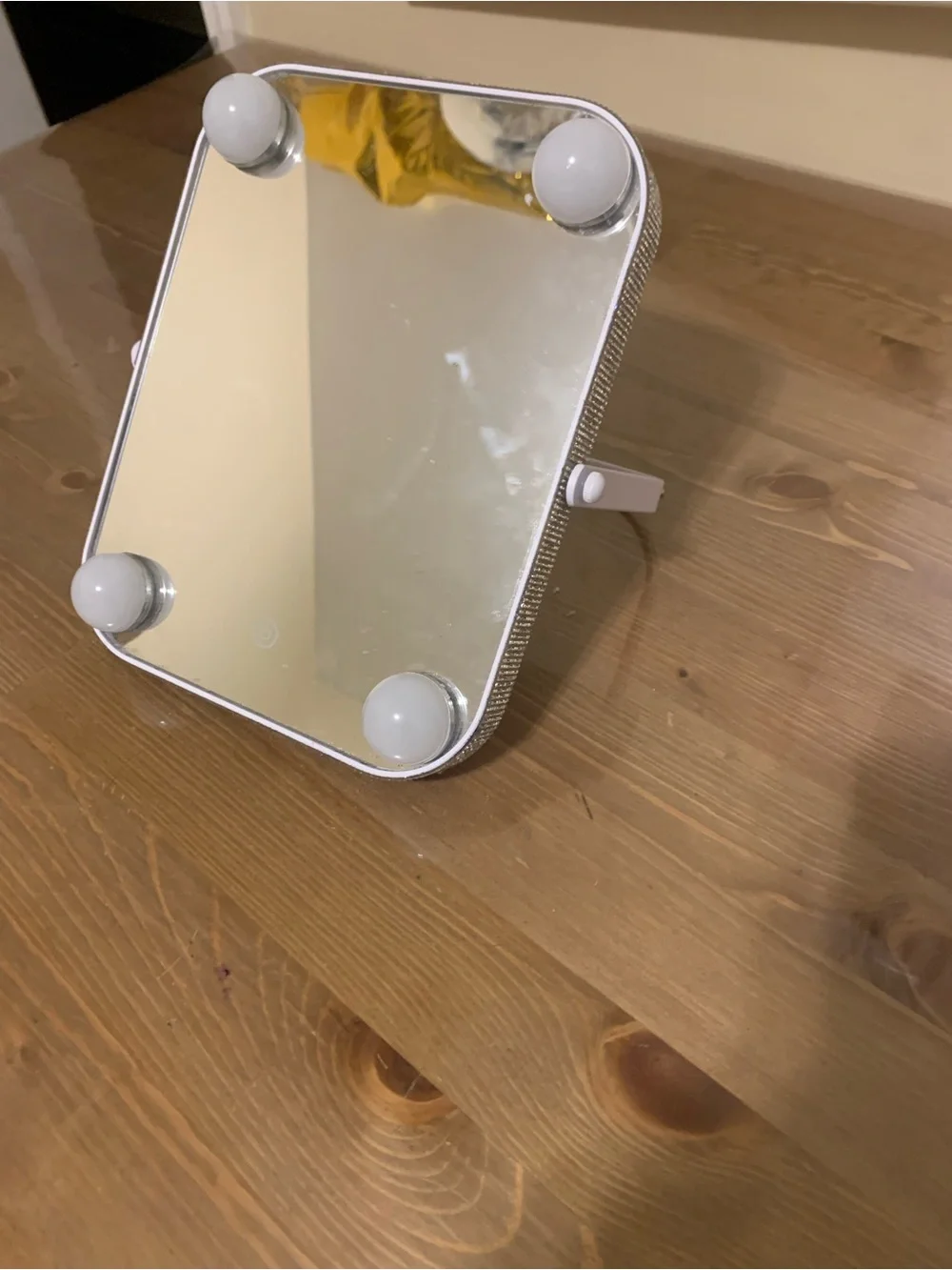 N/A compact lighted